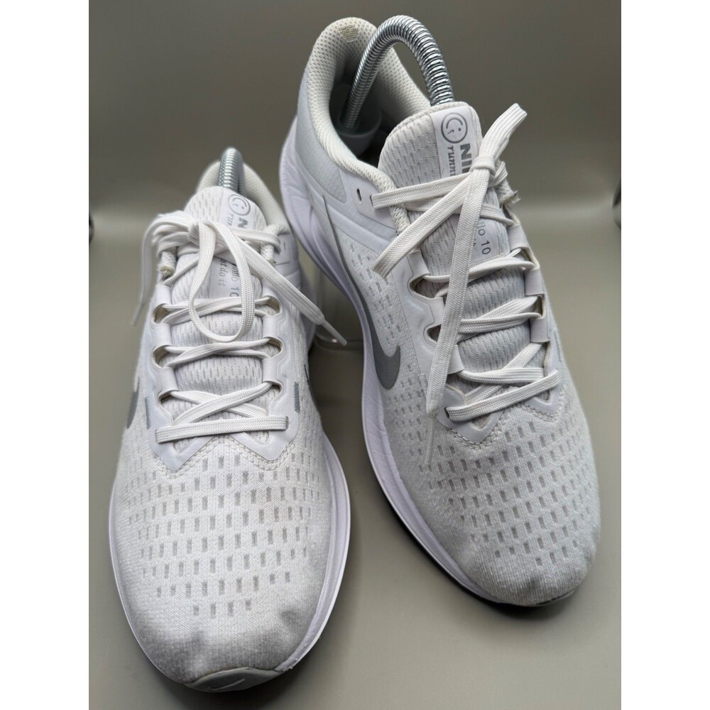 Nike Air Winflo 10 Womens Size 8 White Running Shoes DV4023-102